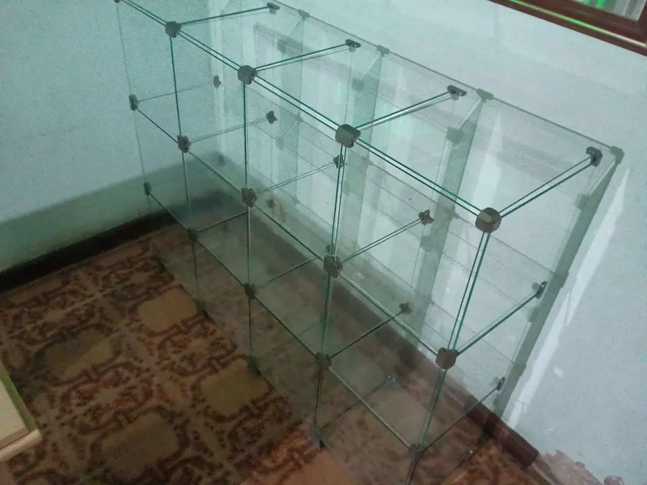 Balcão de vidro modulados com 12 espaços ,Em perfeito estado 