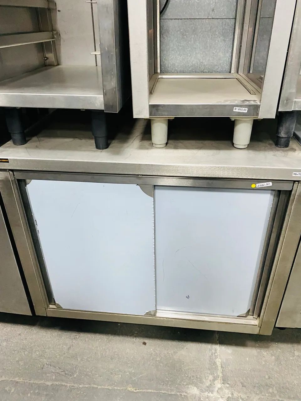Gabinete 02 portas de correr inox