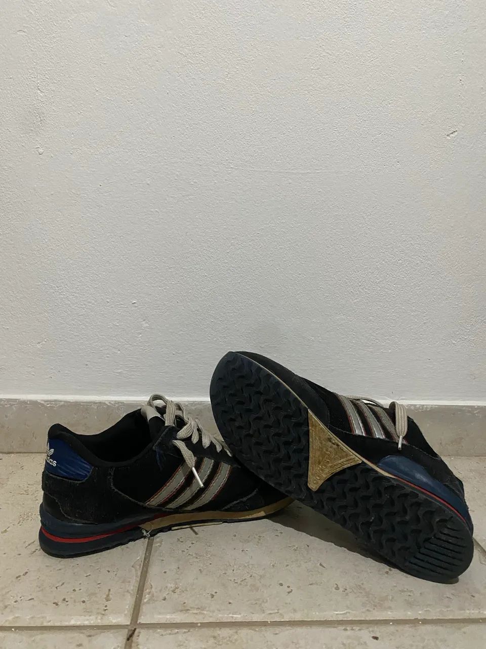 Tênis Adidas - Foto 4