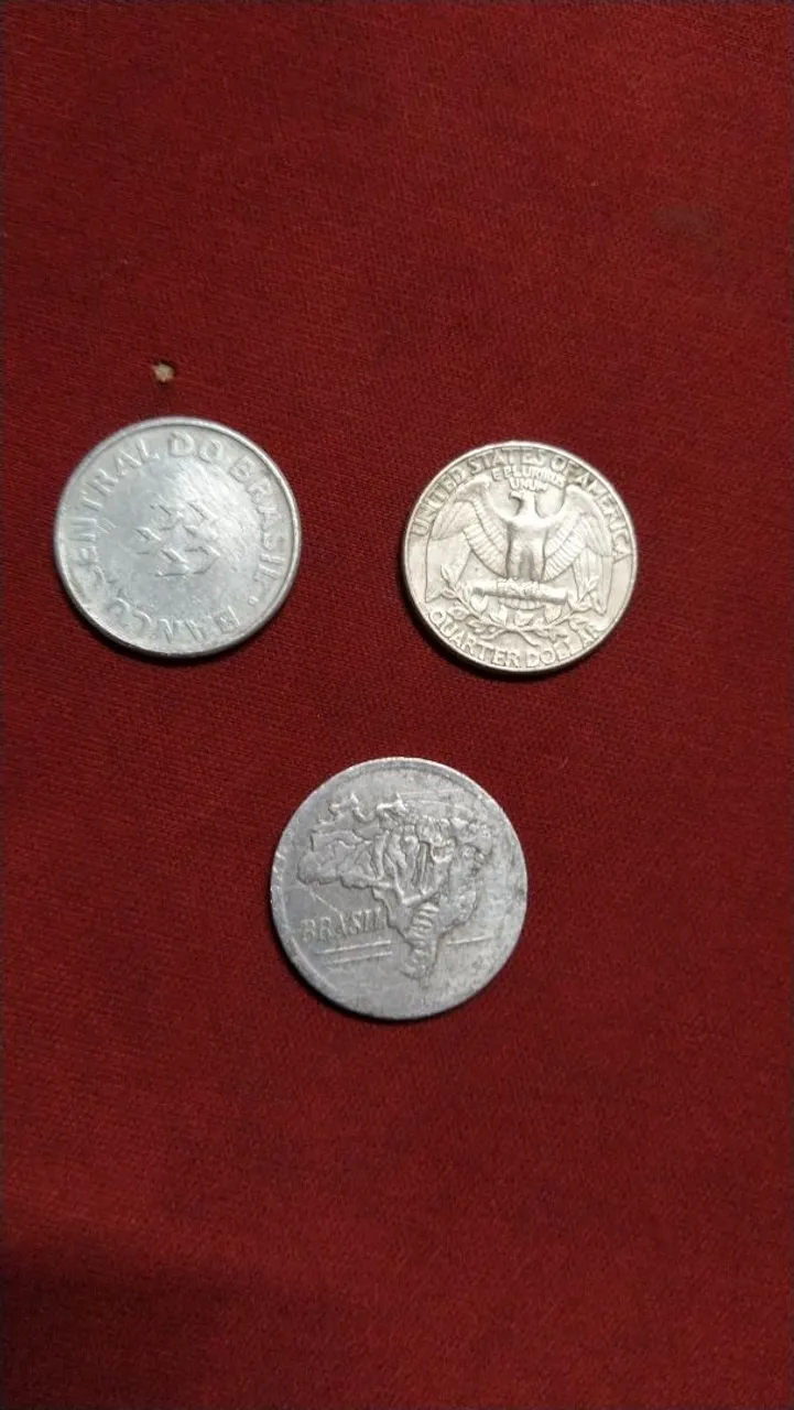 4 moedas coloridas do Canada FC - Antiguidades - Vila João Pessoa