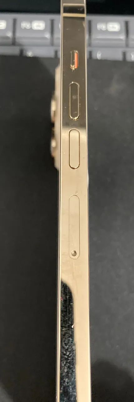 Iphone 13 Pro Max 128gb Dourado - Muito novo, sem qualquer detalhe - Foto 4