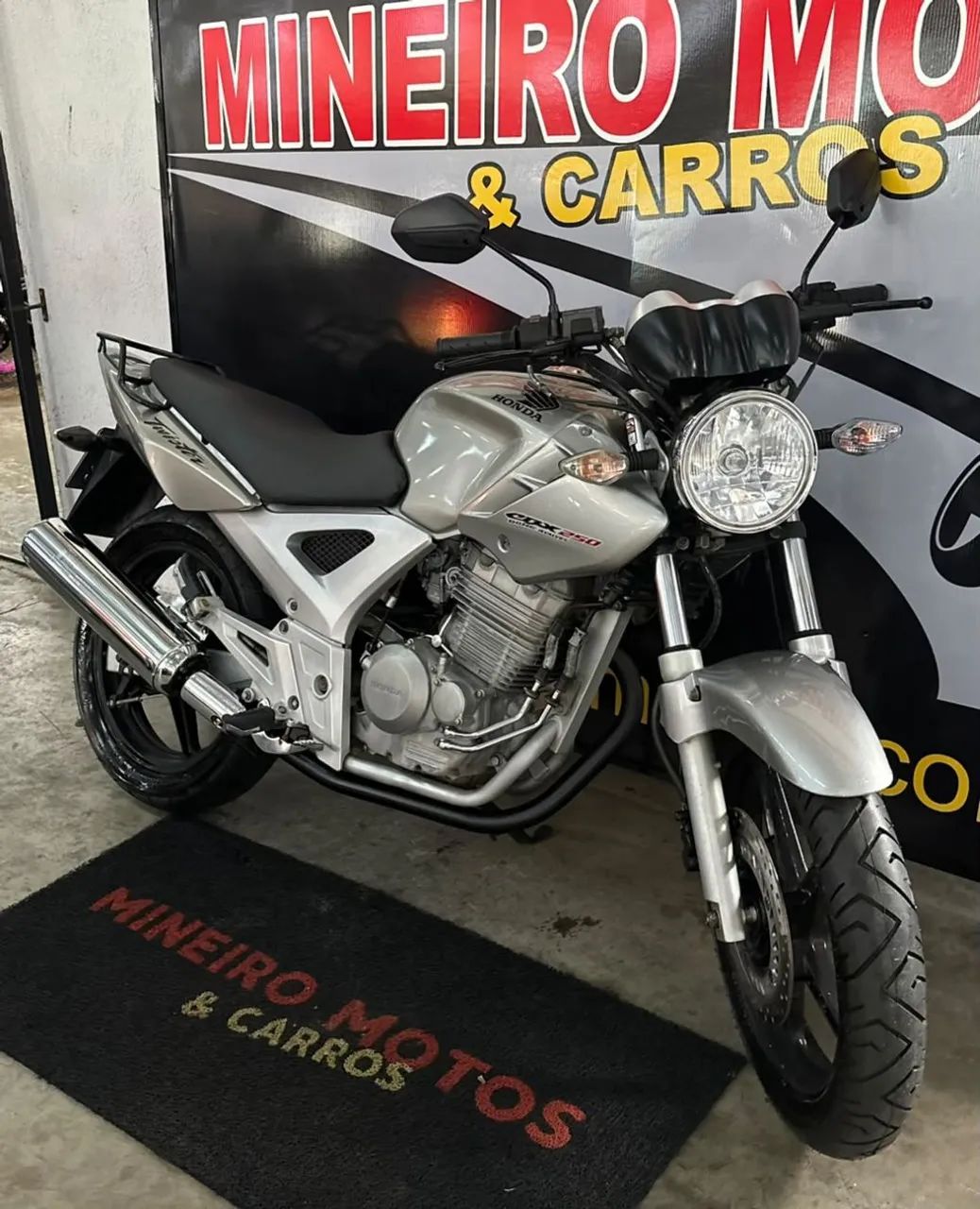 CBX 250 TWISTER - Foto 2