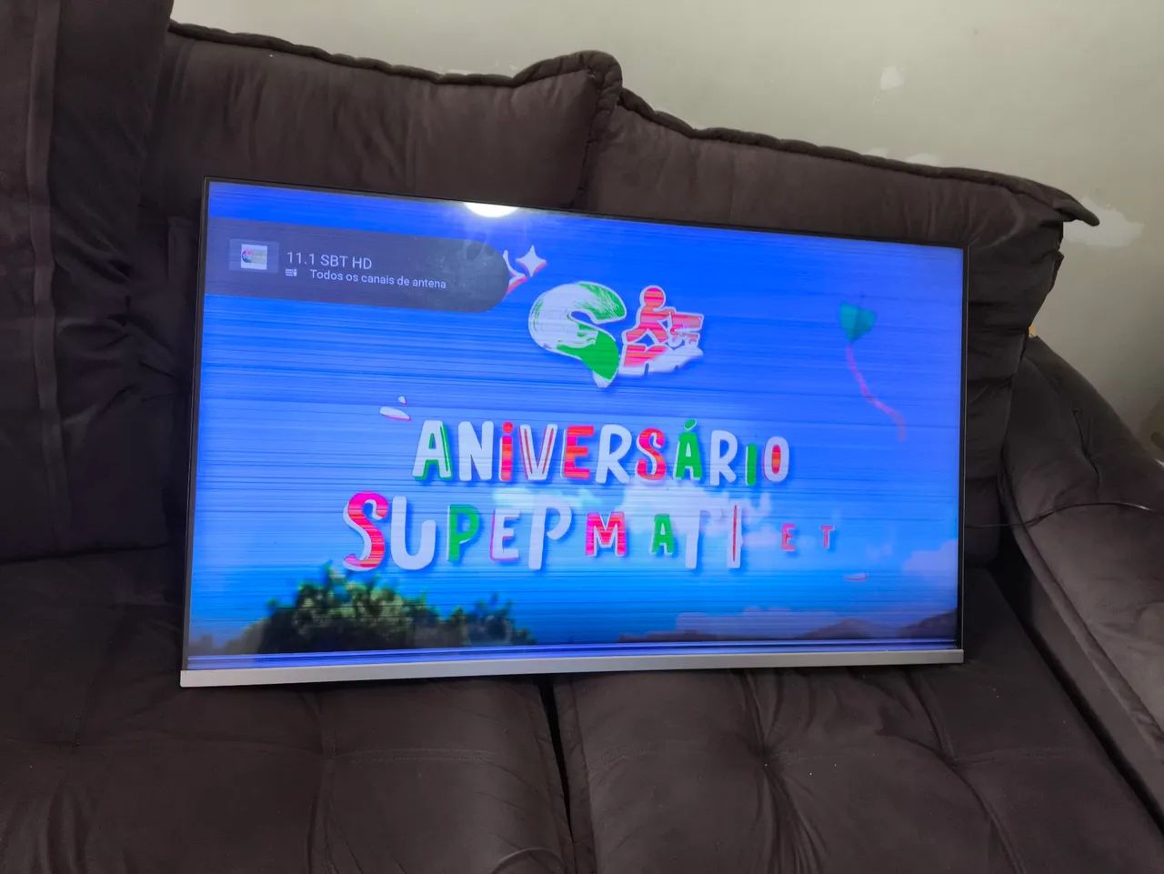 Smartv Philips 50 polegadas, funciona perfeitamente, o problema é o defeito na tela - Foto 3