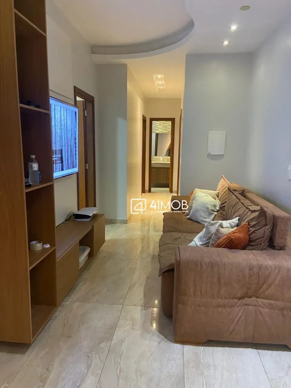 REFÚGIO MODERNO E COMPLETO EM PIRENÓPOLIS  BAIRRO SANTA LUZIA - Foto 4