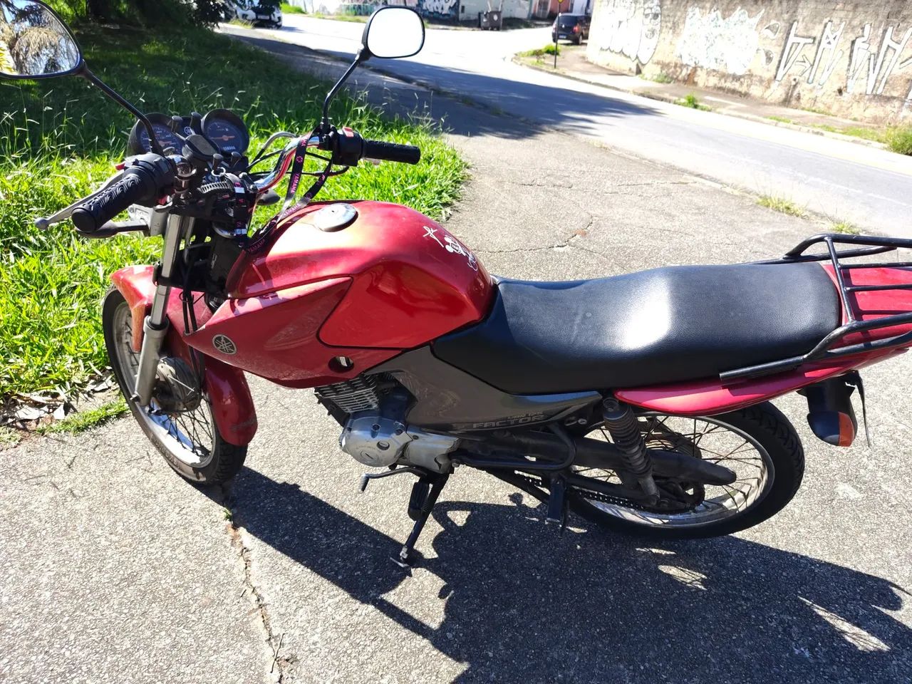 VENDO MOTO FACTOR YBR 125 - Foto 2