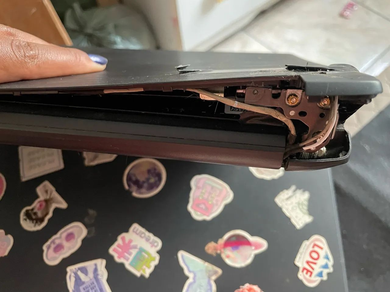 VENDE SE NOTEBOOKS COM DEFEITOS - Foto 4