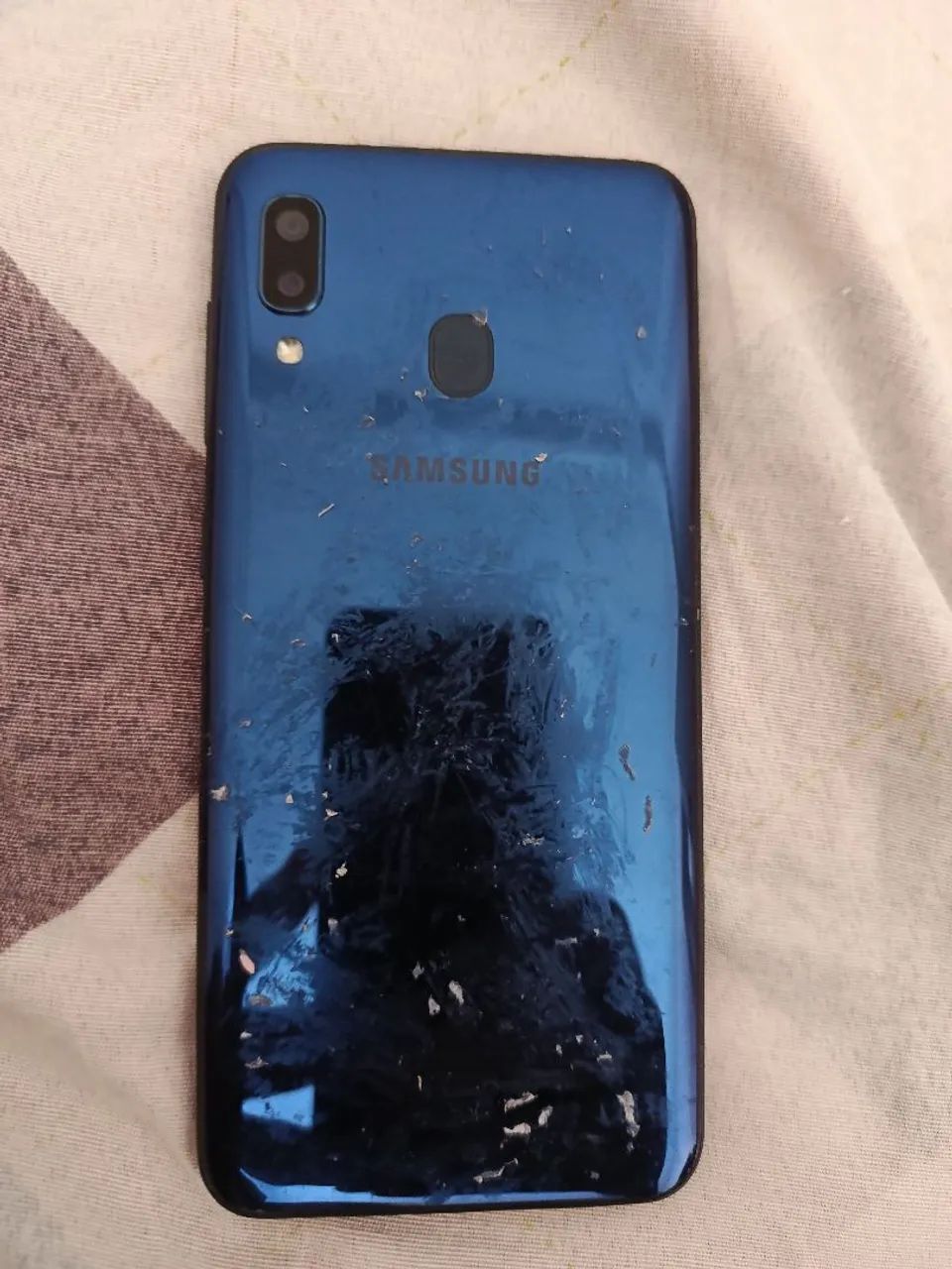 Vendes carcaça de celular ? - Foto 3