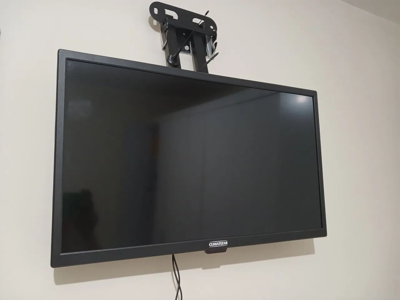 Tv Smart ideal pra motorhome e caminhão.  - Foto 2