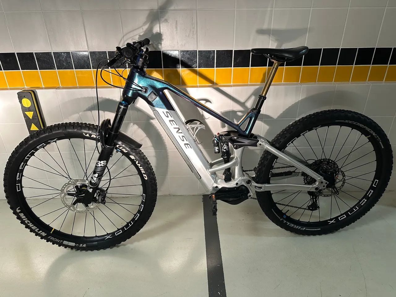 Sense exalt E-Trail Al Race 