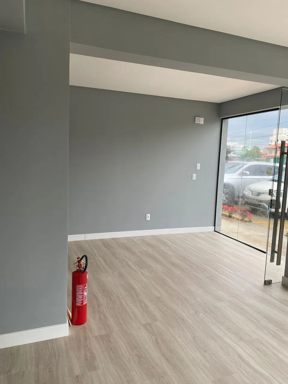 Sala Comercial em Área Central de Balneário Piçarras SC - Foto 4