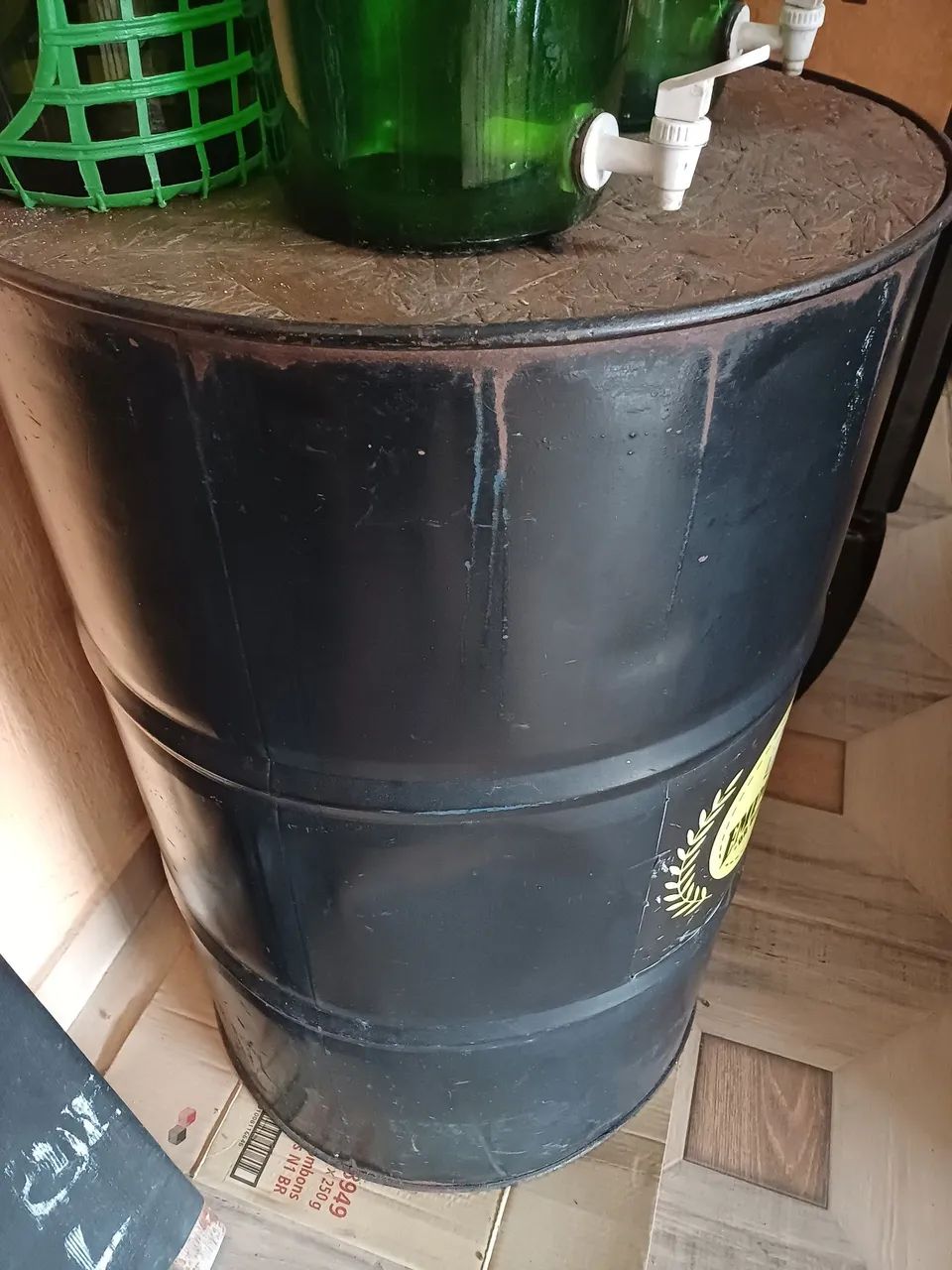 Vendo tambor 200 lts ferro