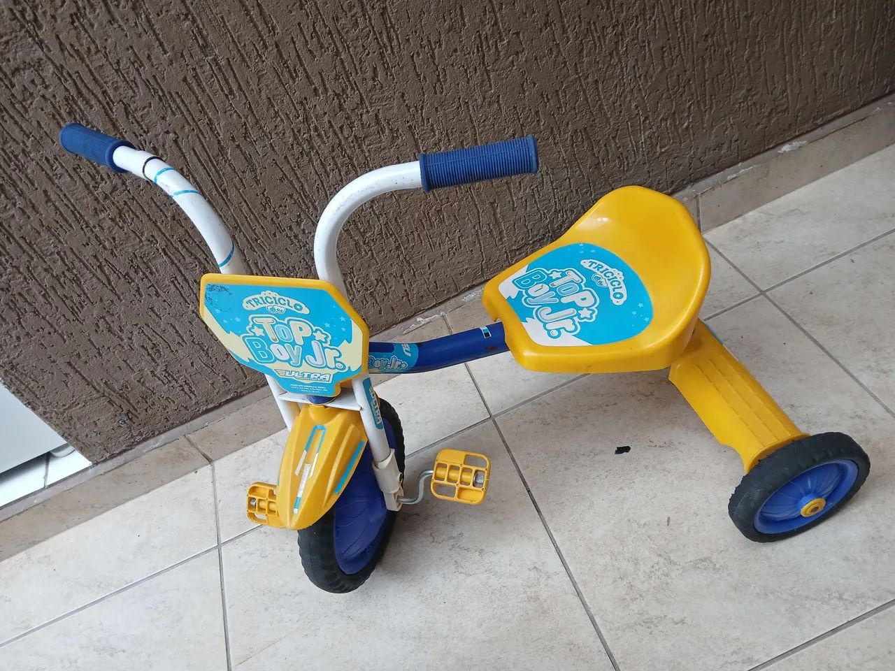 Triciclo infantil 