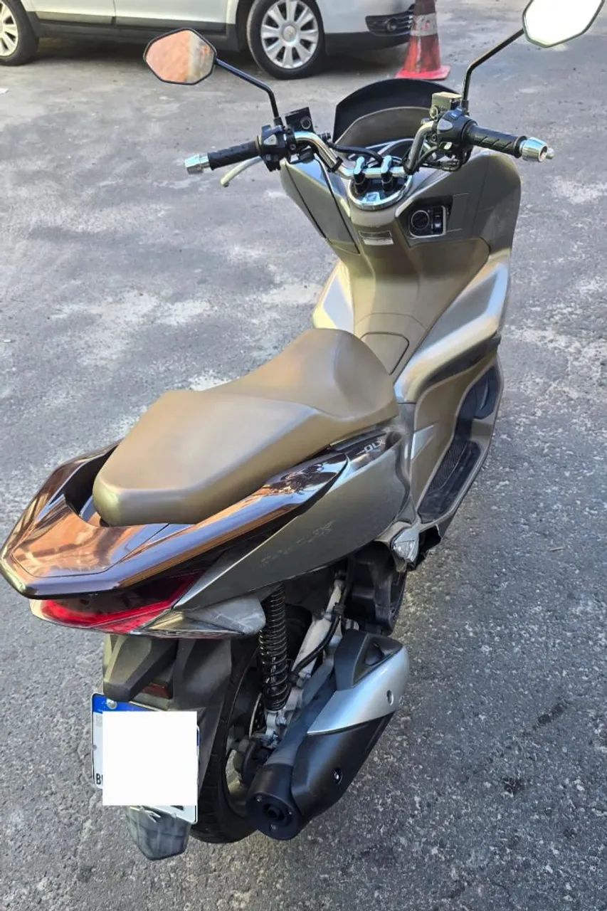 PCX DLX 2022 - Foto 5