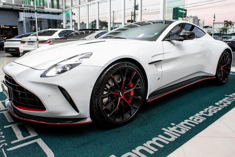 Aston Martin Vantage S Coupe 4.0 V8 680cv 2026