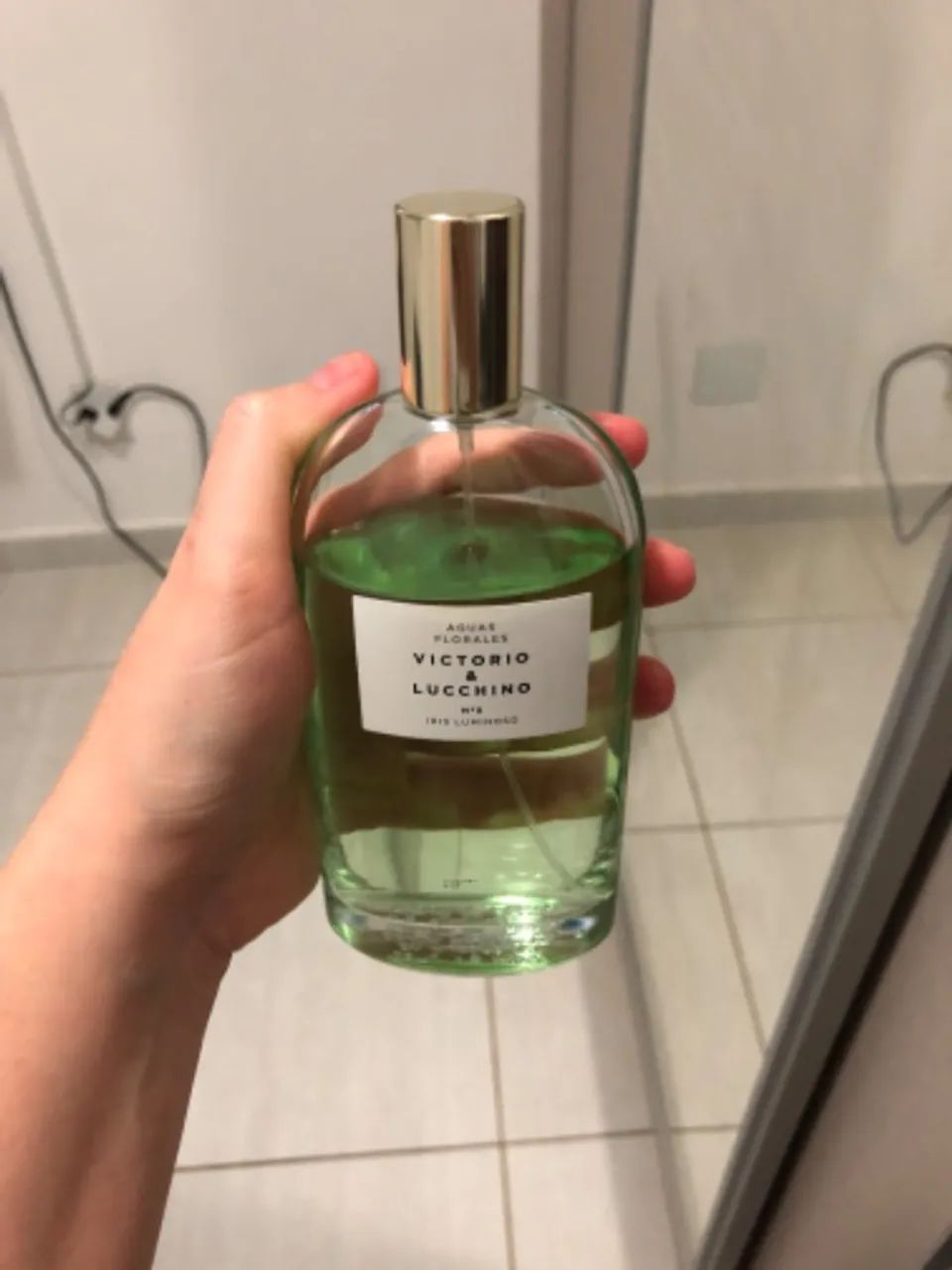 Vendo perfume pouco usado - Foto 3