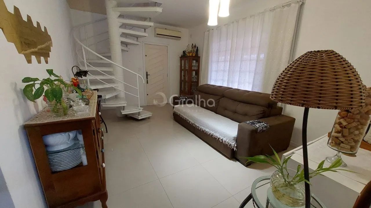 Casa de 235m² com 5 quartos no bairro Carianos - Foto 5