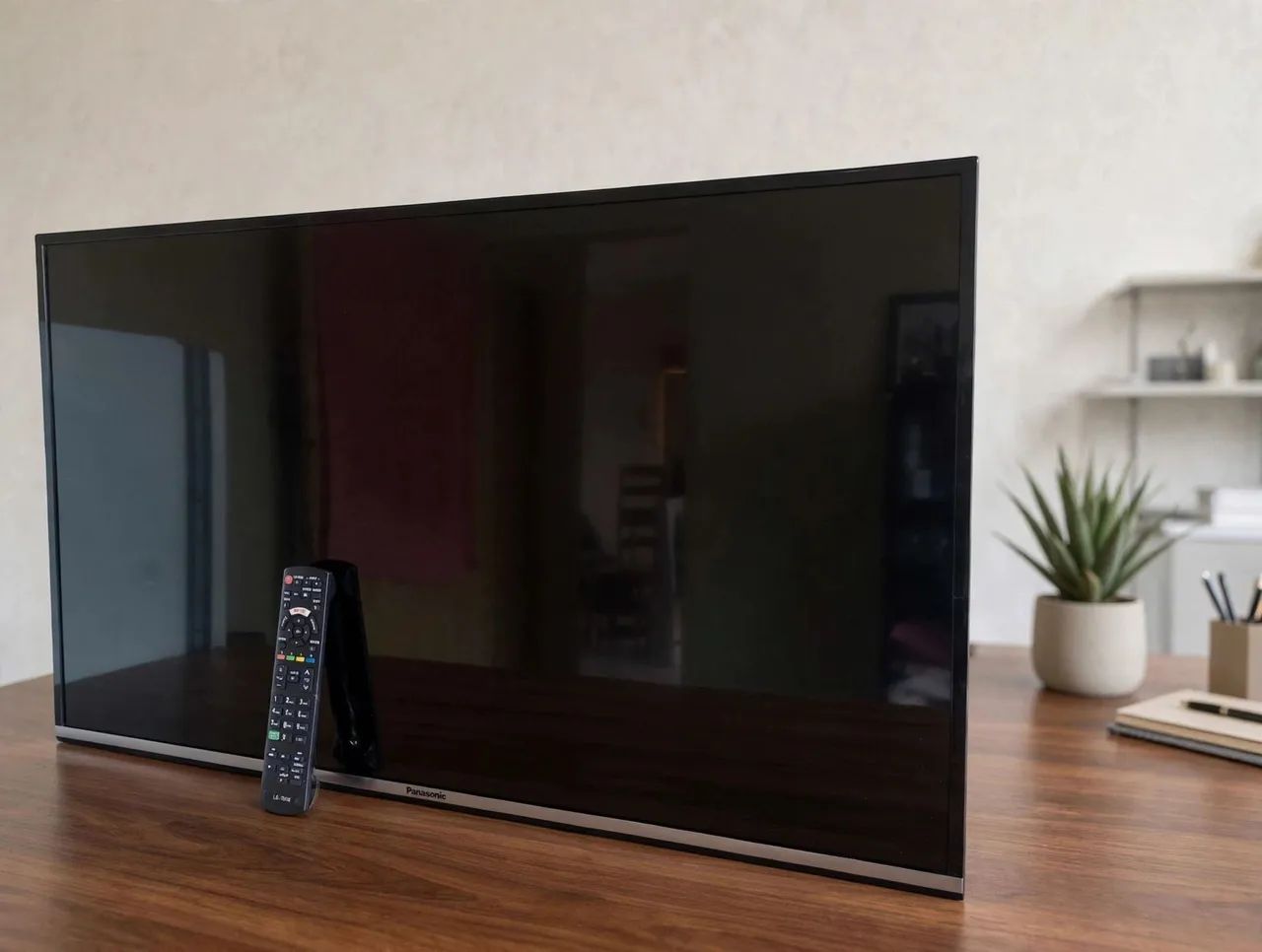 Smart tv 42pol PANASONIC  - Foto 2