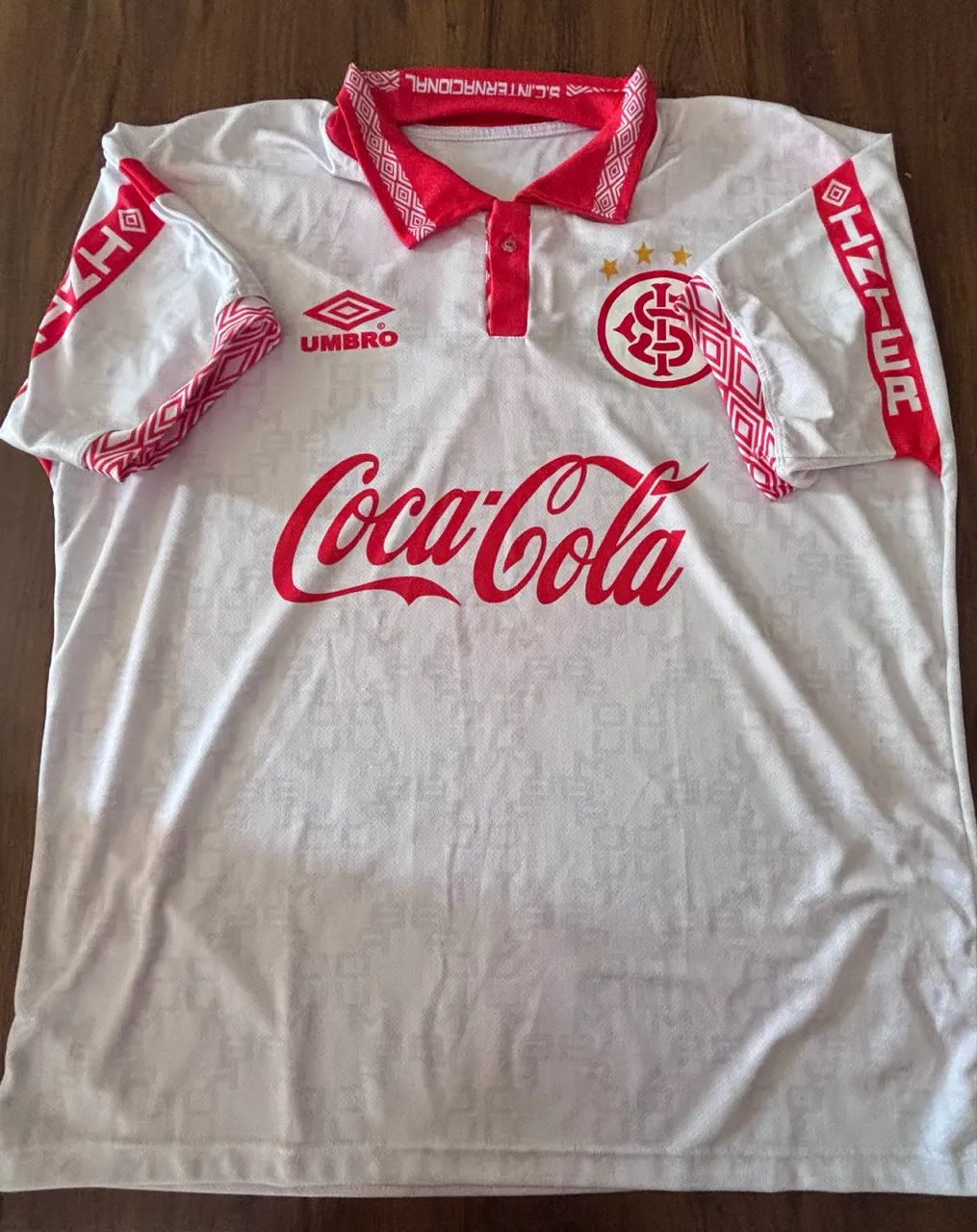 Camisa internacional retrô 