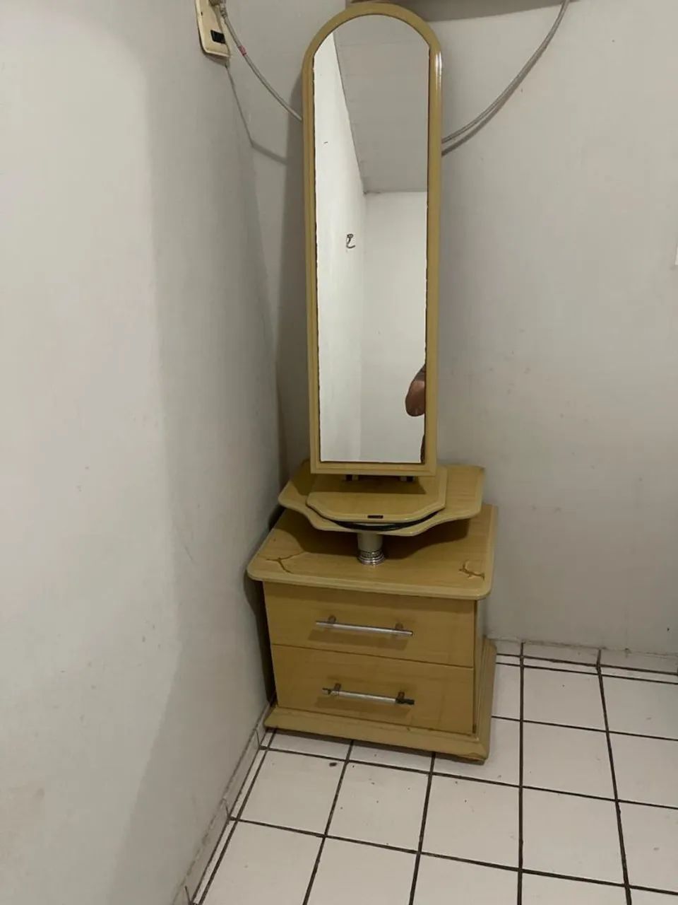 Penteadeira com espelho 