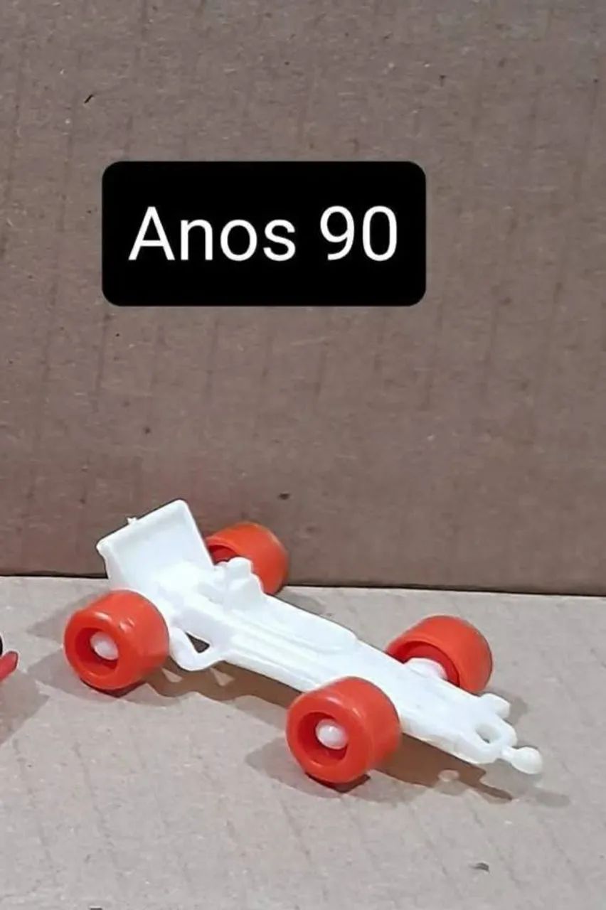 miniatura carrinho dos anos 90