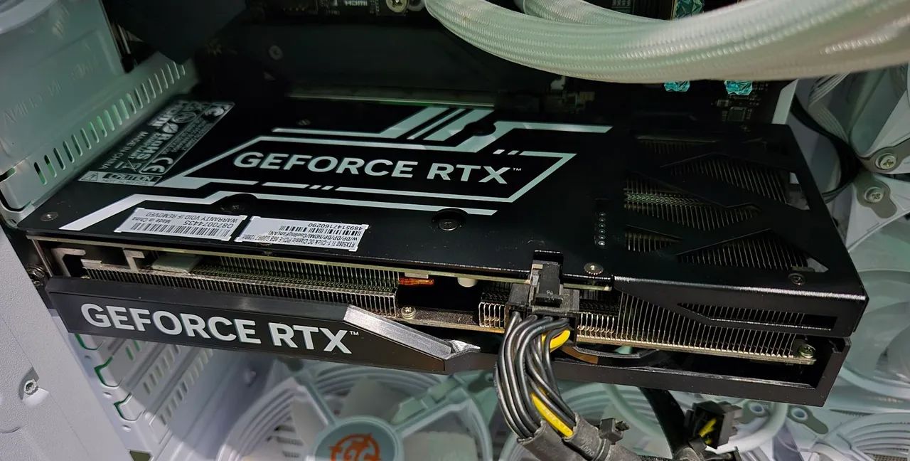 Rtx 5060 TI Galax Dual Fan Led Branco - Foto 2