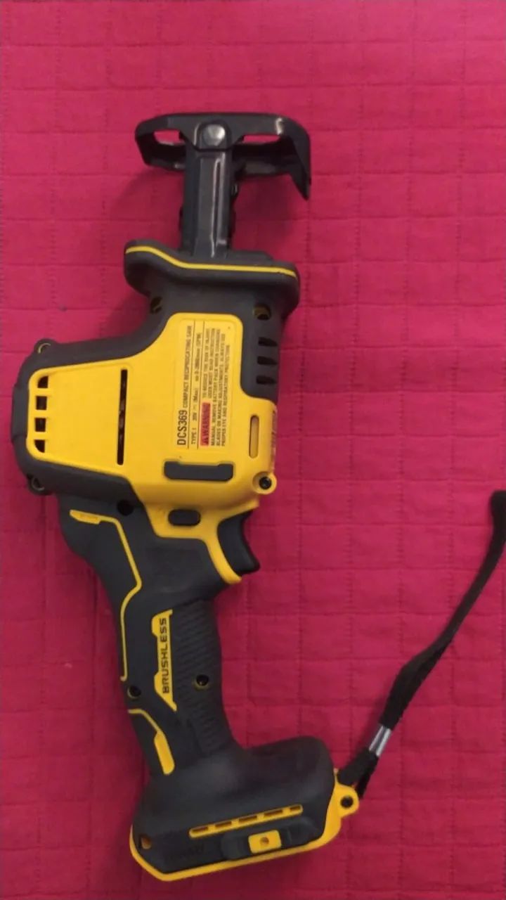 Serra Sabre DCS 369 ATOMIC MAX (20V) DeWALT - Foto 2