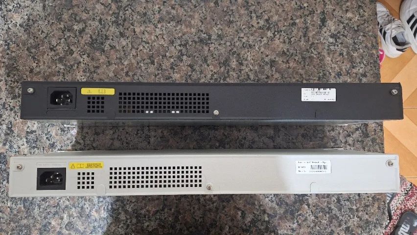 Switchs 3CBLUG24A e 3C16475 - Foto 3