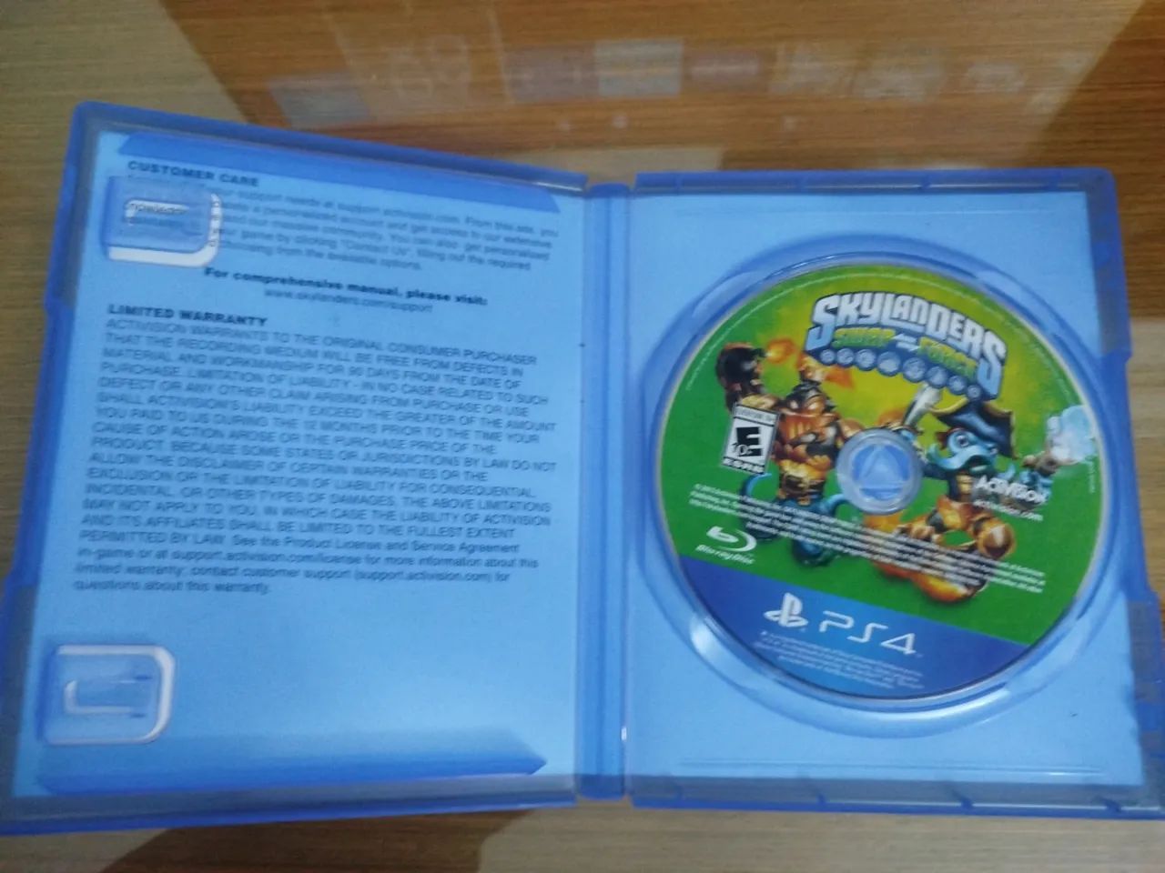 Skylanders SWAP FORCE PS4-STARTER PACK COMPLETO  - Foto 2