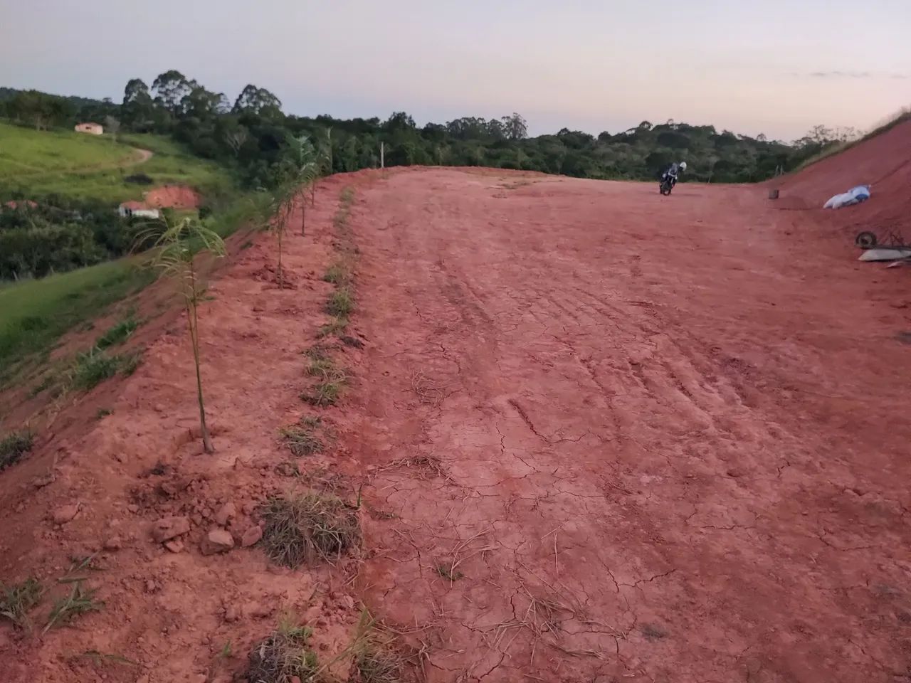 Terreno com mina dágua  - Foto 2