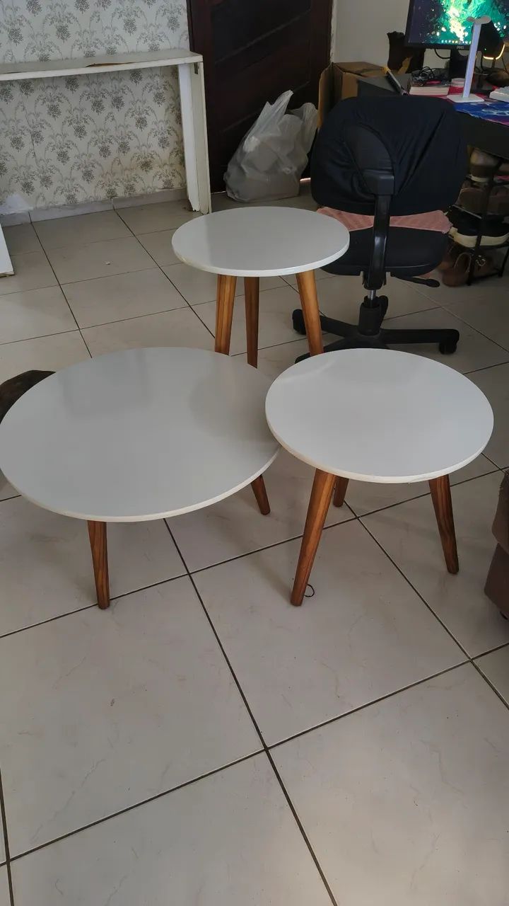 03 mesinhas laterais apoio cinza