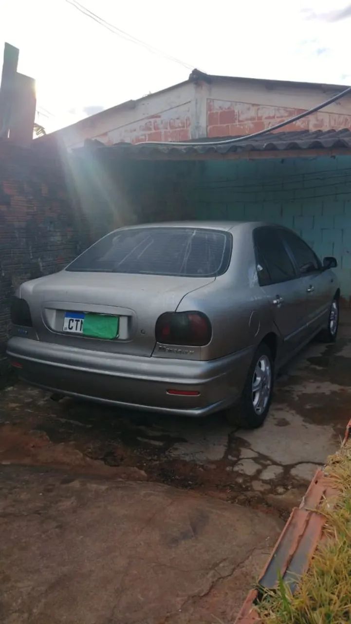 Fiat Marea HLX 2.4 MPI 20V 4P Mec. 2001