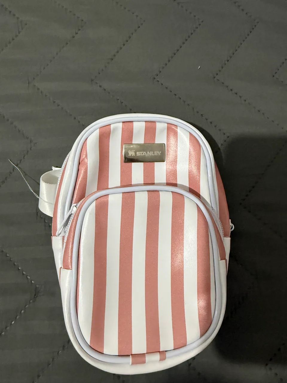 Bolsa porta copo stanley listrado rosa 