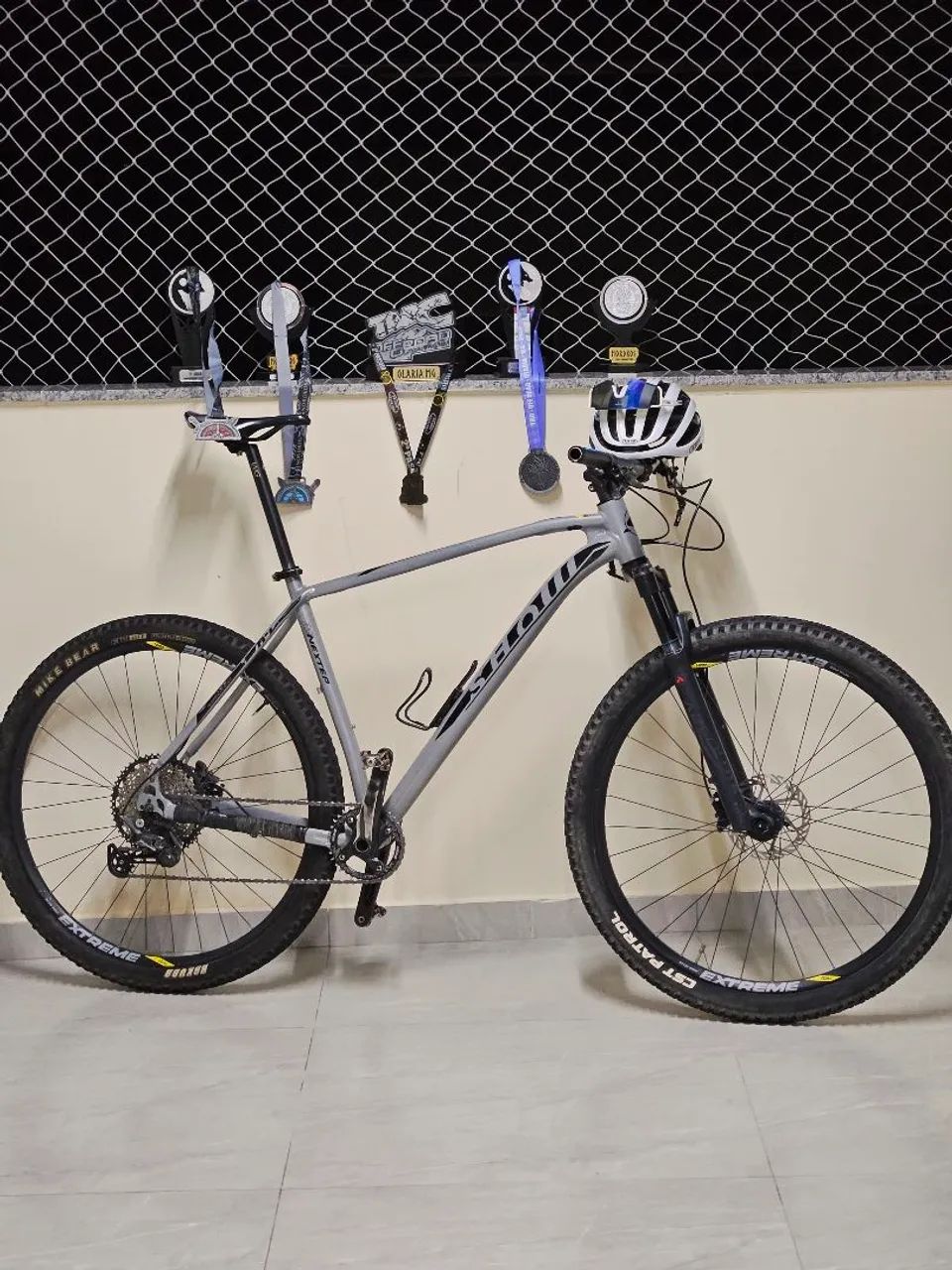 Bicicleta equipada  Mountain bike. - Foto 4
