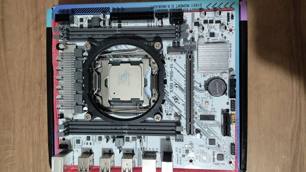 Kit Xeon E5 2680V4 - Foto 2