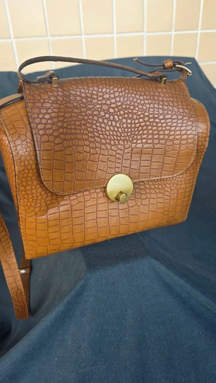 Bolsa classe 100% couro