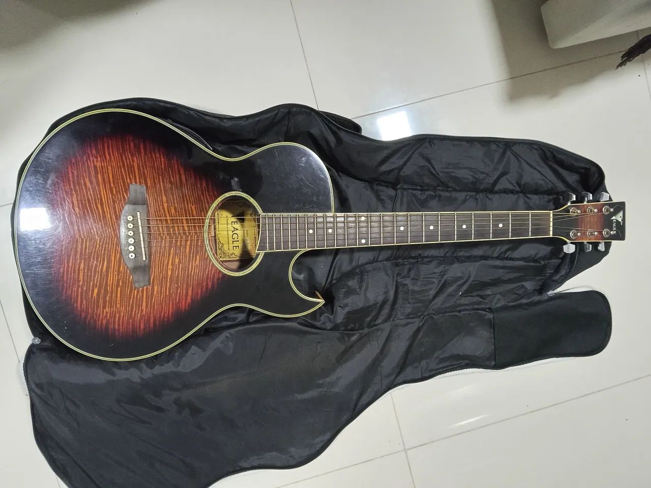 Violão eletroacústico EAGLE