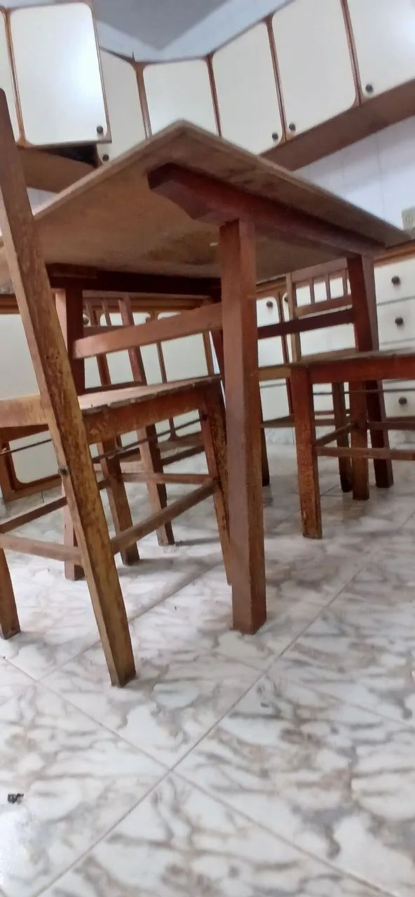 Mesa com 4 cadeiras - Foto 4