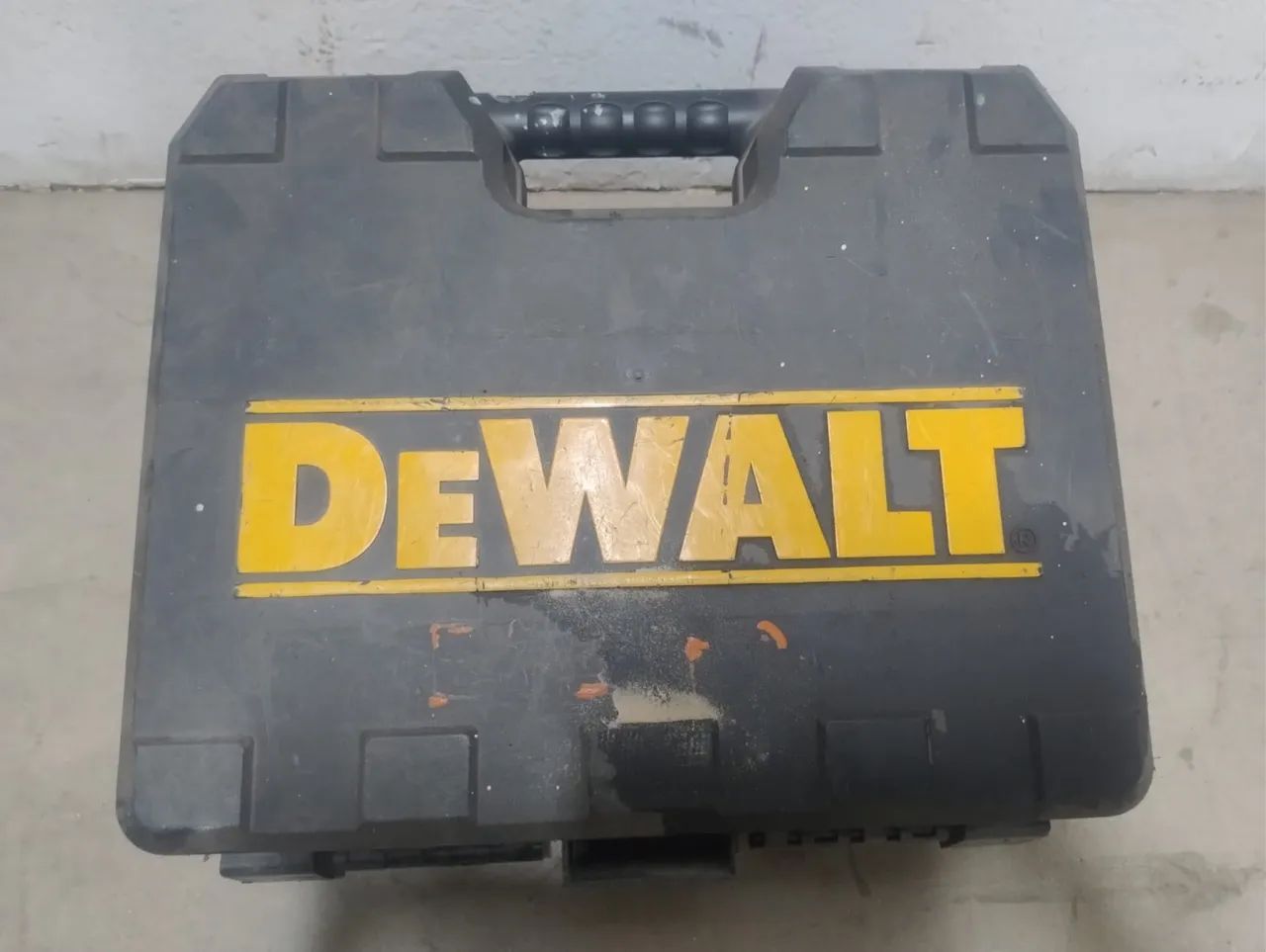 Furadeira e Patafusadeira Dewalt dcd7781 - Foto 5