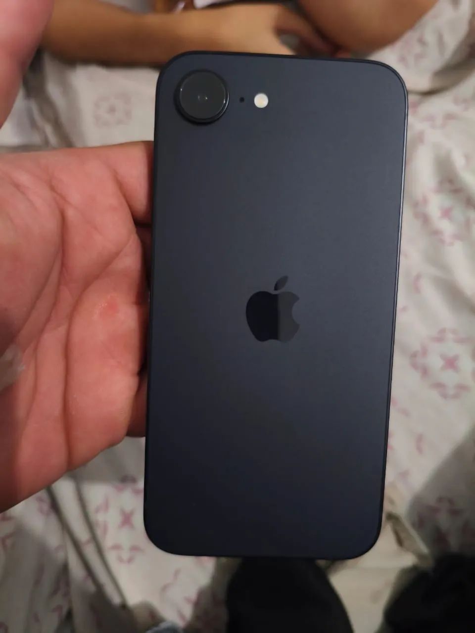 IPHONE 16E 256g  - Foto 2