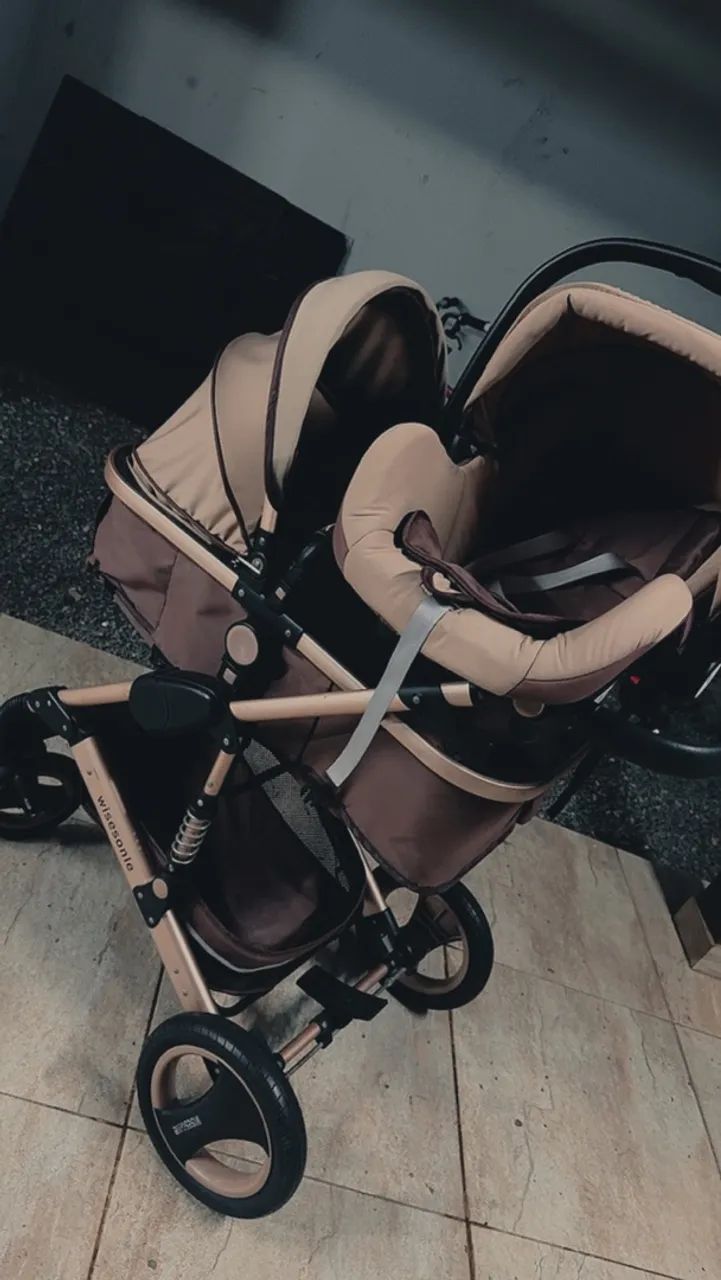 Carrinho+bebê conforto 
