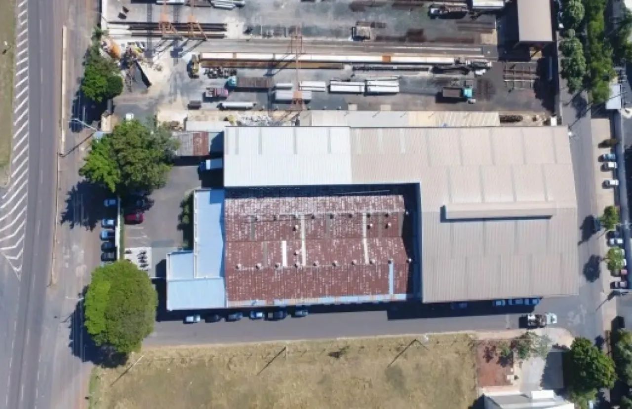 Galpão em Distrito industrial, com mais de 3000 mts² de construção