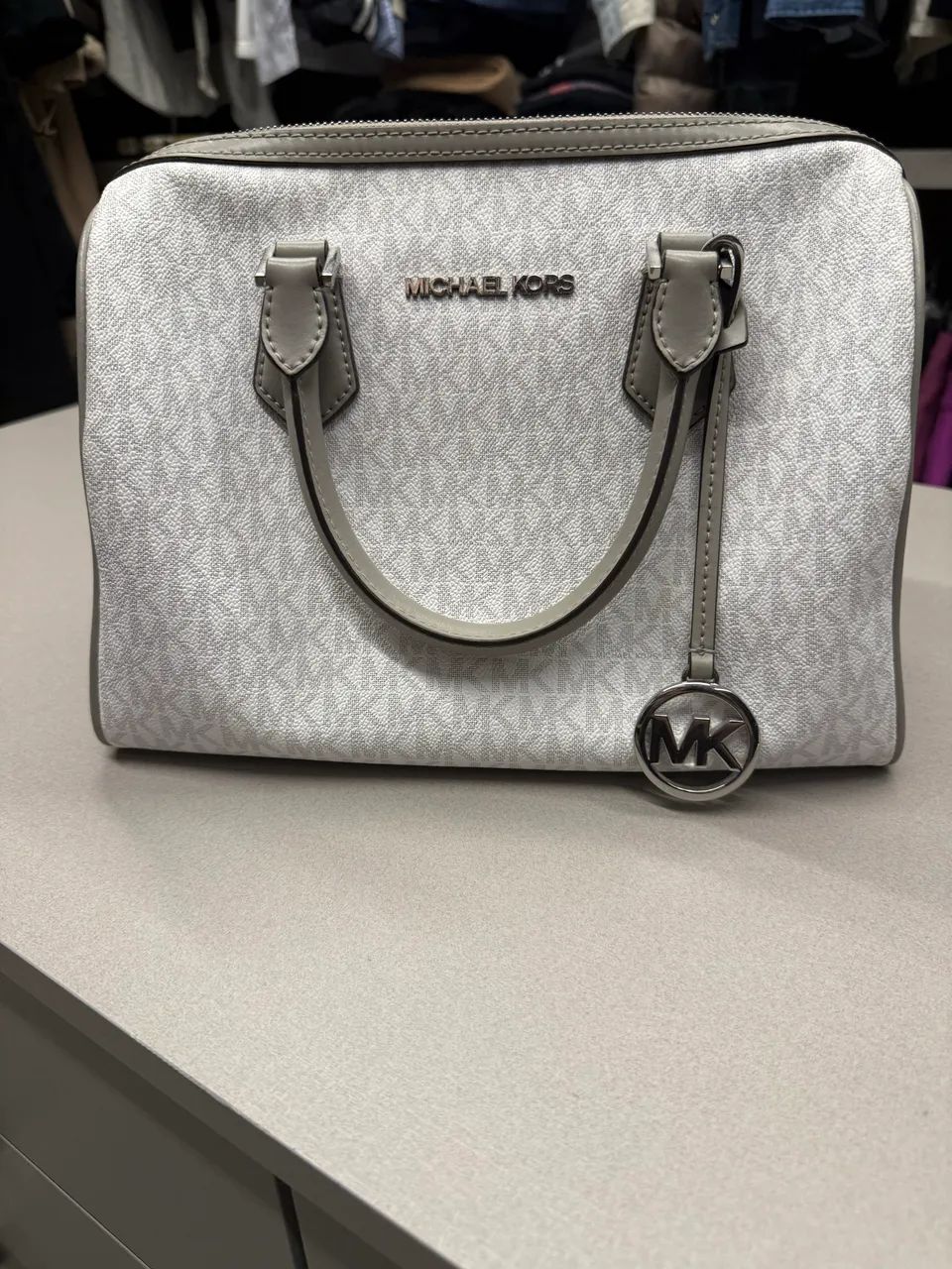 Bolsa baú Michael Kors - Foto 3