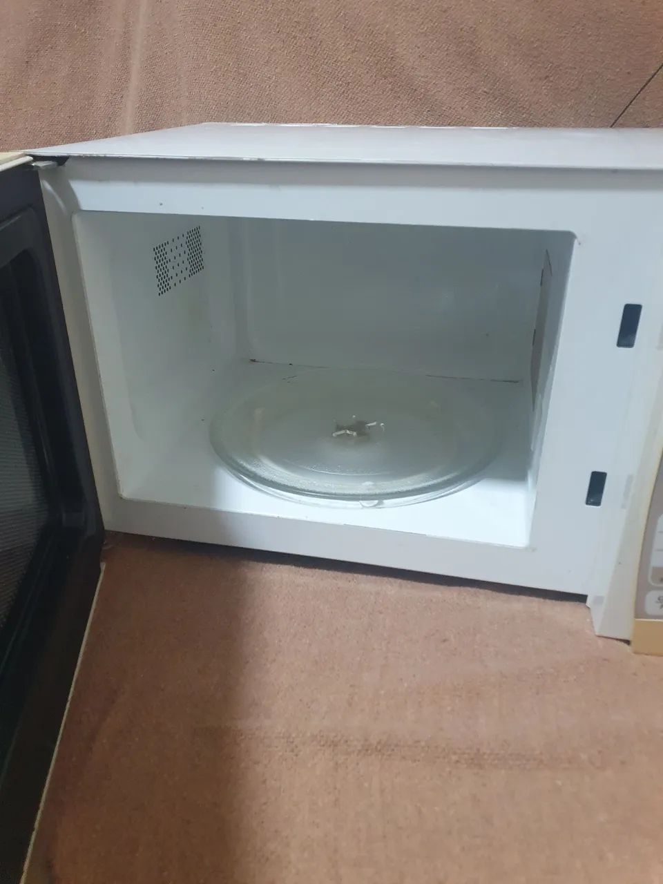Micro-ondas Brastemp 20 L - Foto 5