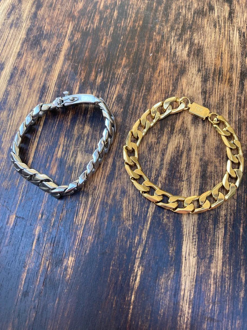 Par de Pulseira em inox prata e dourada - pesada, feixe gaveta  - Foto 2