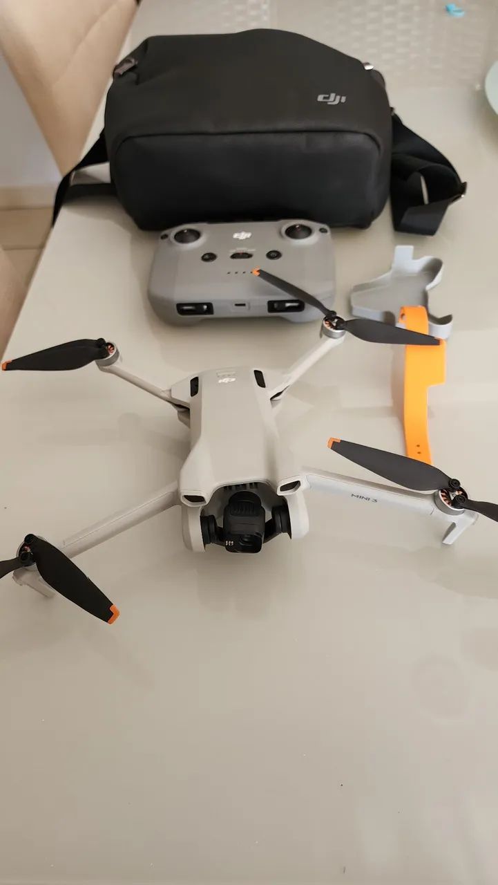 Drone Dji Mini 3 4K com 1 bateria + controle + bolsa - Foto 5