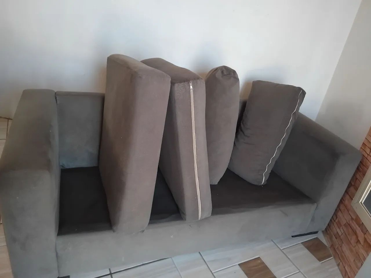 Sofa 3 lugares com almofadas e assentos móveis! - Foto 4