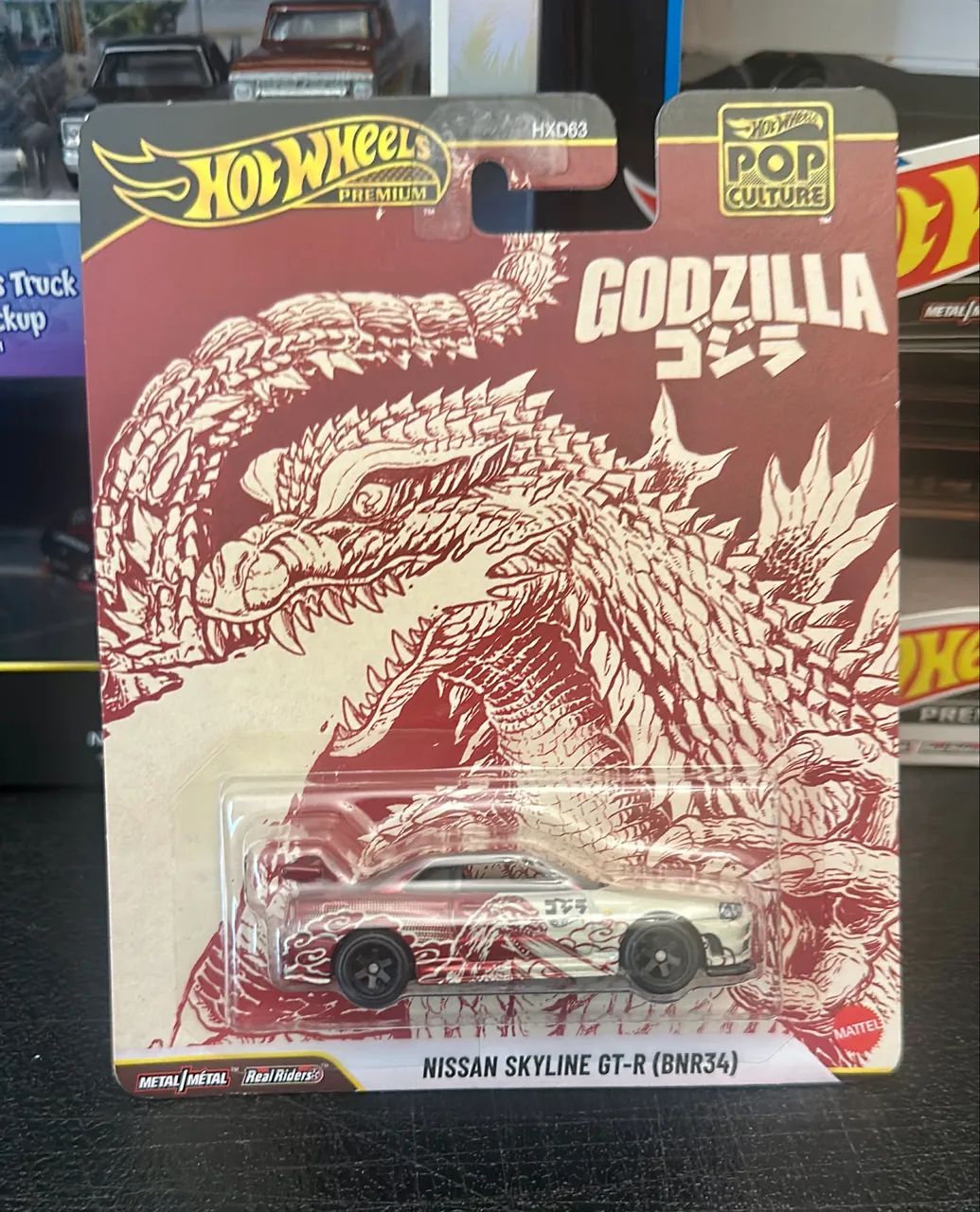 Hot Wheels Premium Pop Culture Nissan Skyline GT-R ( BNR34