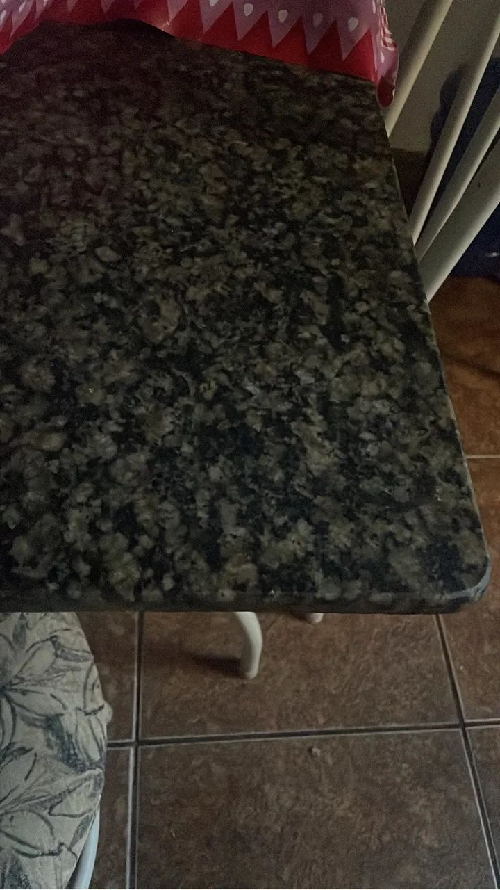 Mesa de 4 cadeiras  - Foto 2