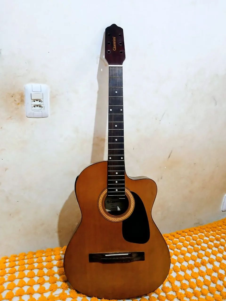 Vendo Violão Gianini 