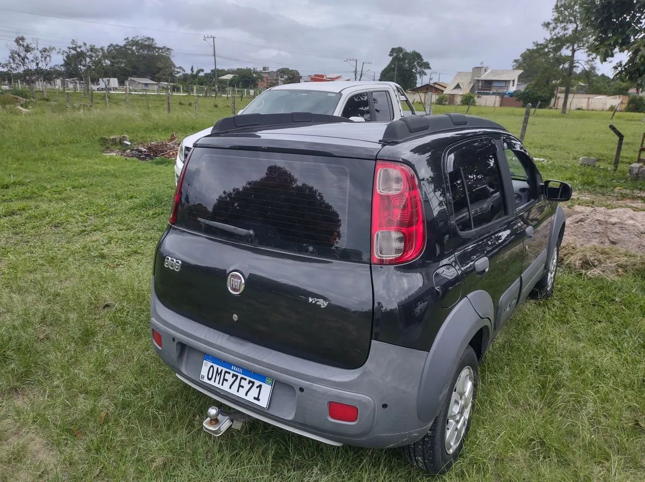 Fiat Uno WAY Celeb. 1.0 EVO Fire Flex 8V 5P 2013 - Foto 3
